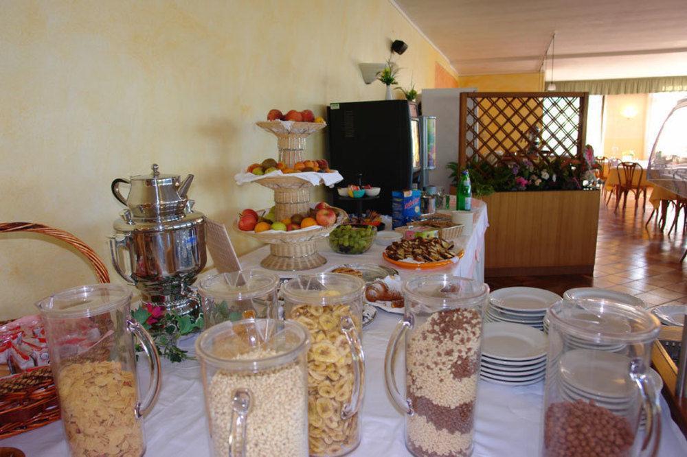Park Hotel Faver Tremosine Екстер'єр фото